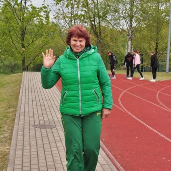 Lietuvos lengvosios atletikos meistrų asociacijos  (LLAMA) valdybos narė Genovaitė Kazlauskienė